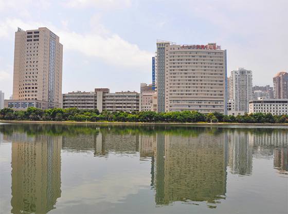 廈門大學(xué)附屬中山醫(yī)院